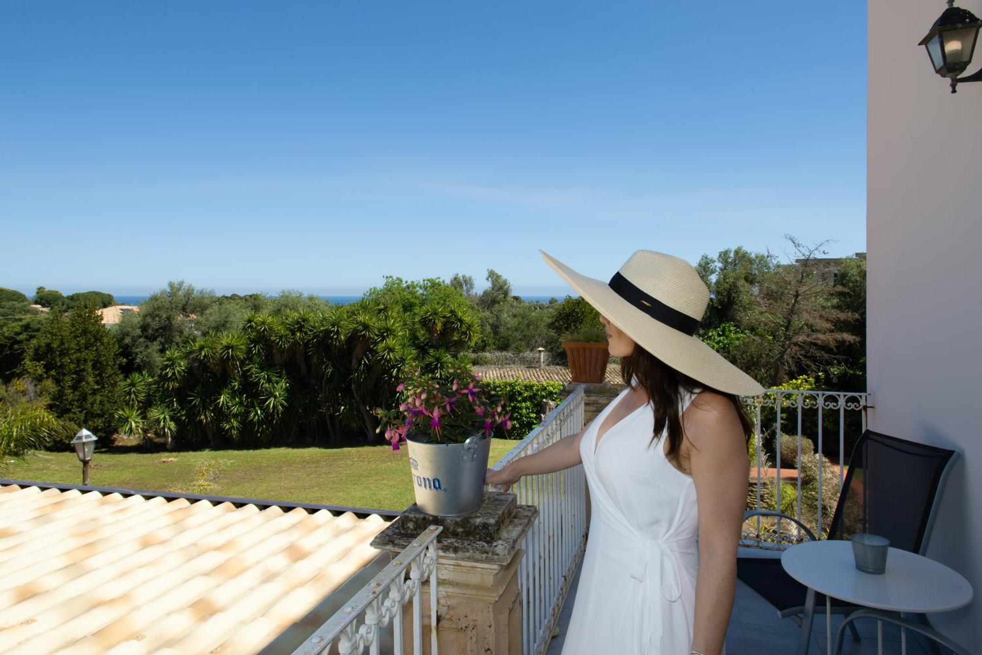 Isola Charm B&B - A Historic Villa Near Punta Del Pero Beach Syrakus Exterior foto