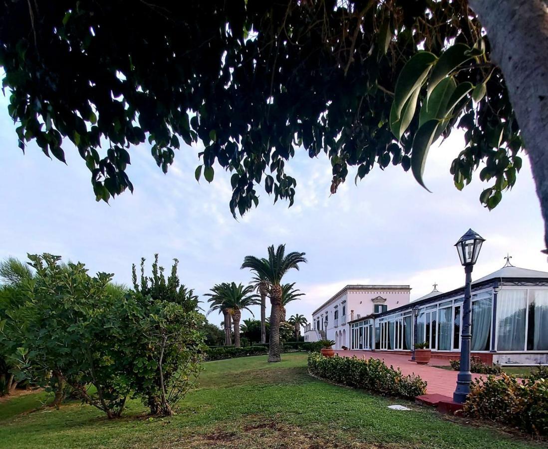 Isola Charm B&B - A Historic Villa Near Punta Del Pero Beach Syrakus Exterior foto